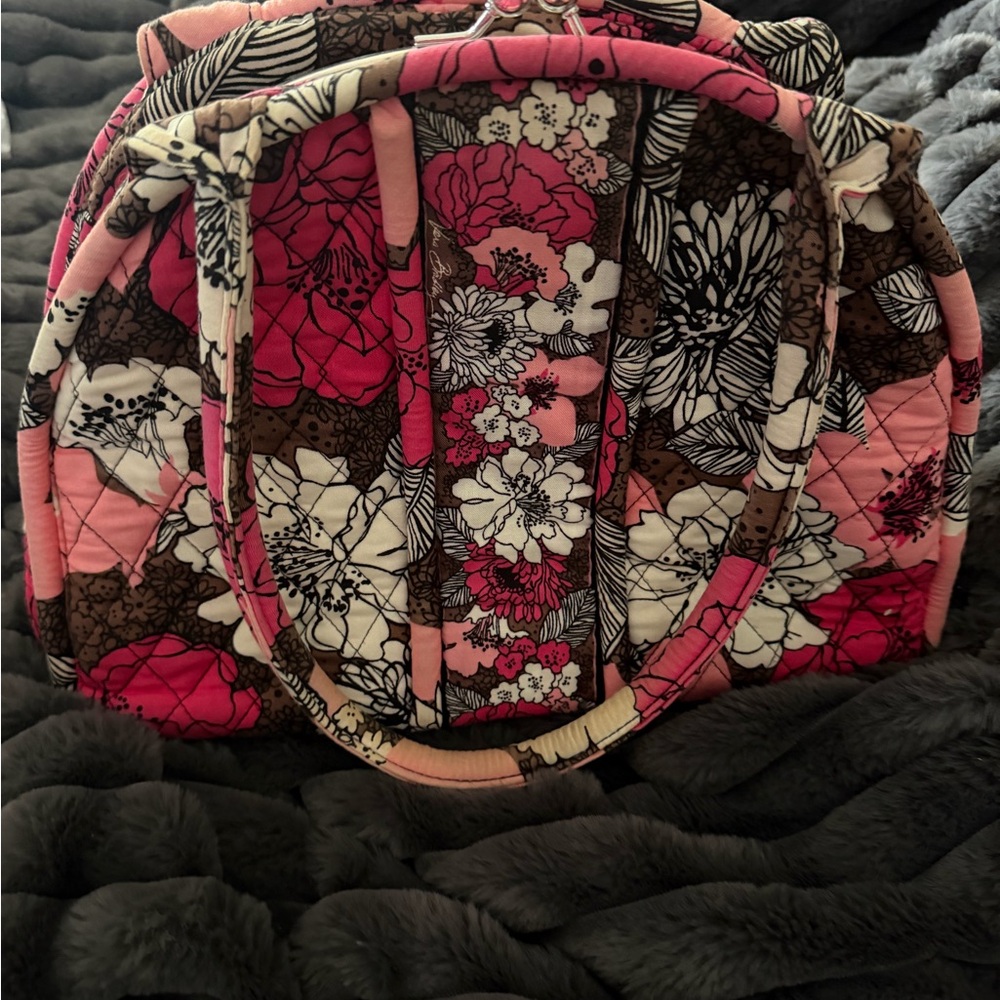 Vera Bradley  Eloise Shoulder Bag Signature kiss lock closure